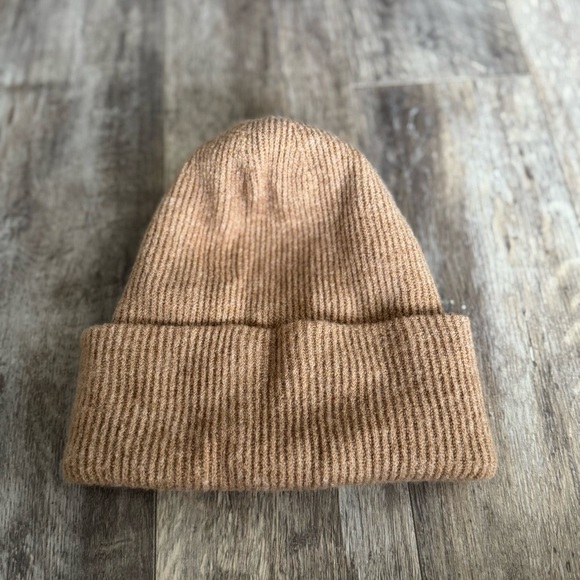 Like new! J. Crew Ribbed beanie in Supersoft Yarn - Tan main image 6
